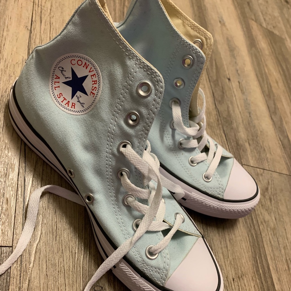 brand new hightop converse